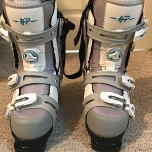 APEX HP-L ski boot